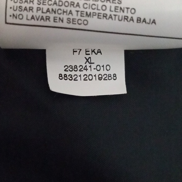 Boys/Teens Nike Puffer Vest XL..CLOSET CLEAROUT - Picture 8 of 11